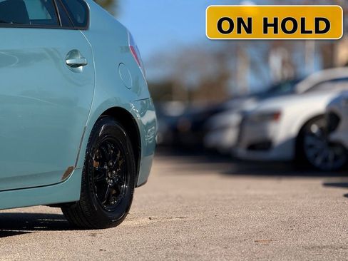 Used 2013 Toyota Prius Three image 2