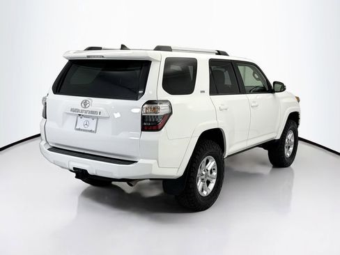Used 2022 Toyota 4Runner SR5 Premium w/ Moonroof Package AWD/4WD image 5
