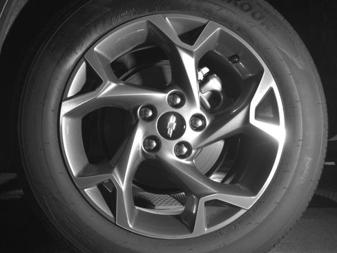 Used 2025 Chevrolet Trax LT w/ LT Convenience Package FWD image 14