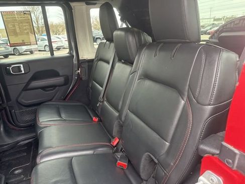 Used 2018 Jeep Wrangler Unlimited Rubicon w/ Safety Group AWD/4WD image 23