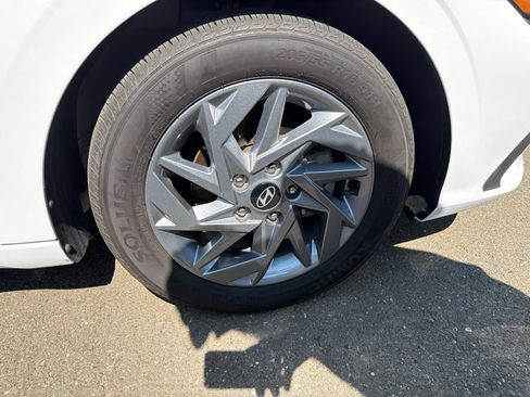 Certified 2025 Hyundai Elantra Hybrid FWD image 8