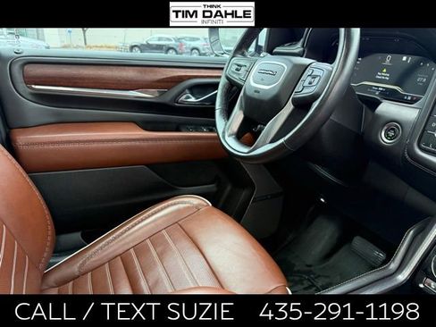 Used 2023 GMC Yukon Denali Ultimate AWD/4WD image 11