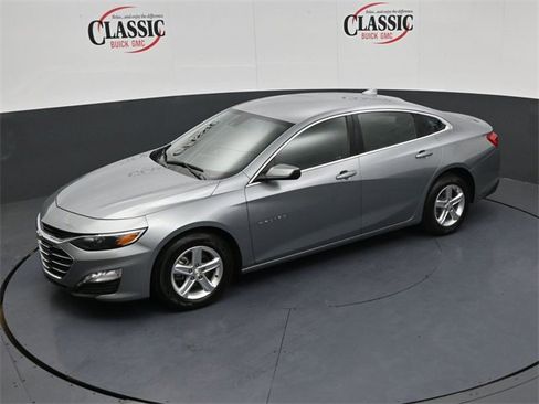 Used 2024 Chevrolet Malibu LT image 16