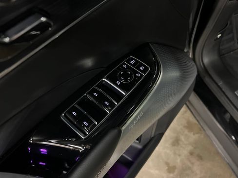 Certified 2024 Cadillac Lyriq Luxury AWD/4WD image 15
