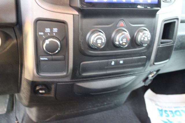 Used 2017 RAM 1500 ST w/ SXT Appearance Group AWD/4WD image 19