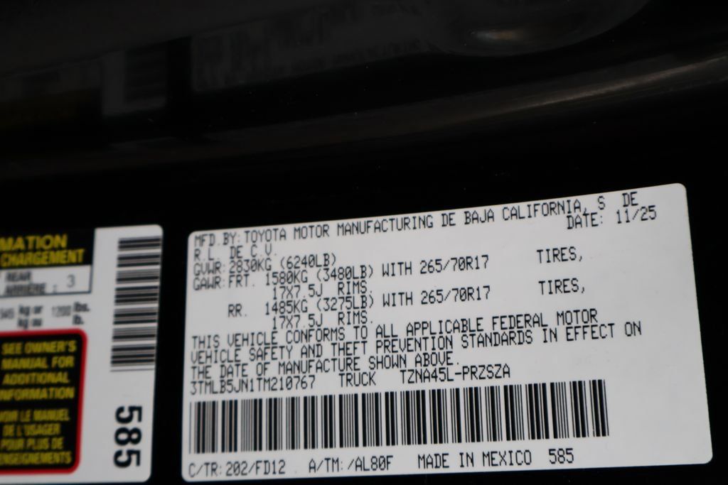 Certified 2026 Toyota Tacoma TRD Off-Road AWD/4WD image 64