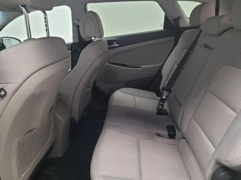 Used 2017 Hyundai Tucson SE w/ SE Popular Package 02 FWD image 18