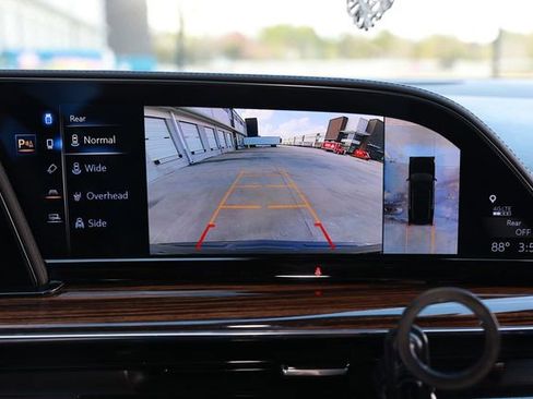 Used 2023 Cadillac Escalade ESV Luxury RWD image 41
