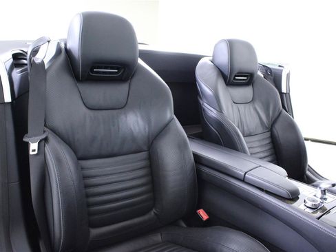 Used 2013 Mercedes-Benz SL 550 image 17