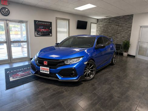 Used 2019 Honda Civic Sport image 3