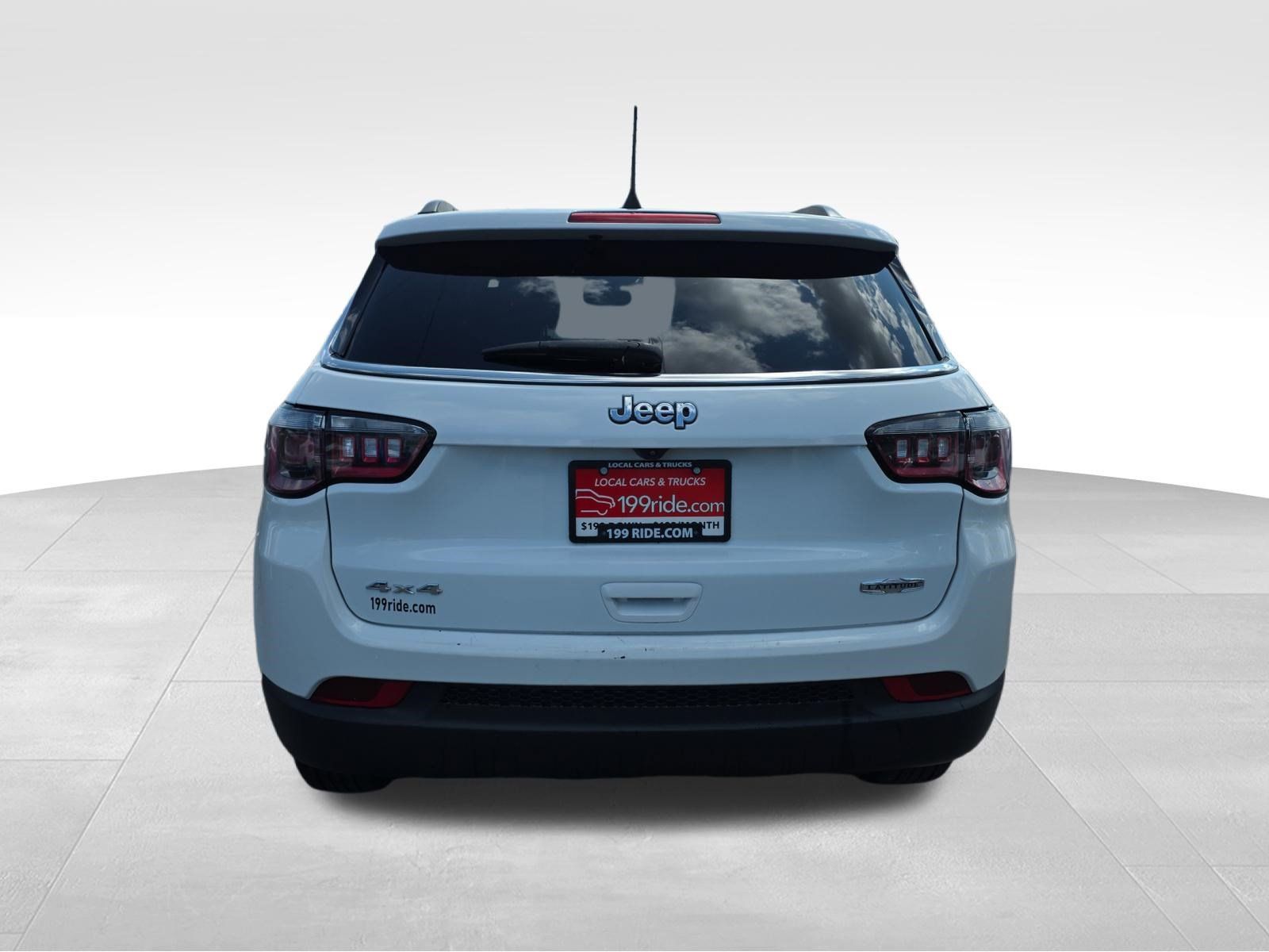 Used 2024 Jeep Compass Latitude AWD/4WD image 6