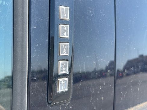 Used 2019 Ford F150 XLT w/ Equipment Group 301A Mid image 10