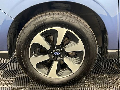 Used 2017 Subaru Forester 2.5i Premium w/ All-Weather Package image 10