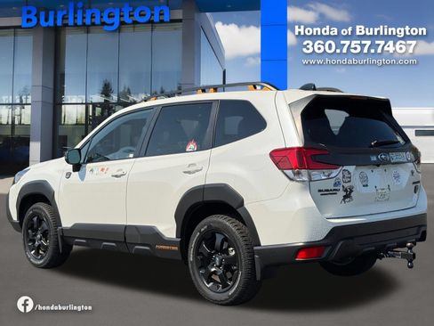 Used 2025 Subaru Forester Wilderness AWD/4WD image 4