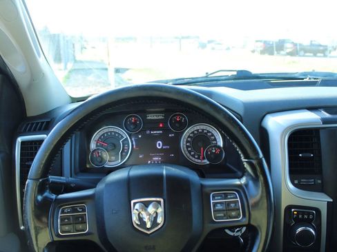 Used 2019 RAM 1500 Big Horn RWD image 21