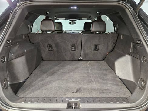 Used 2023 Chevrolet Equinox RS AWD/4WD image 18