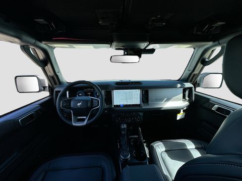 New 2026 Ford Bronco Outer Banks AWD/4WD image 16