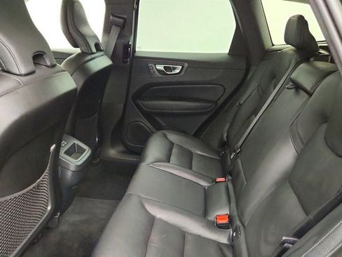 Used 2023 Volvo XC60 B5 Plus w/ Climate Package AWD/4WD image 21