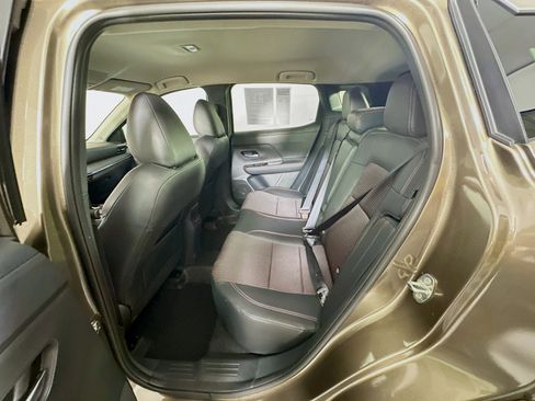 Used 2025 Nissan Kicks SR image 26