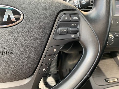 Used 2015 Kia Forte EX w/ Premium Package image 15