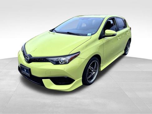 Used 2016 Scion iM image 1