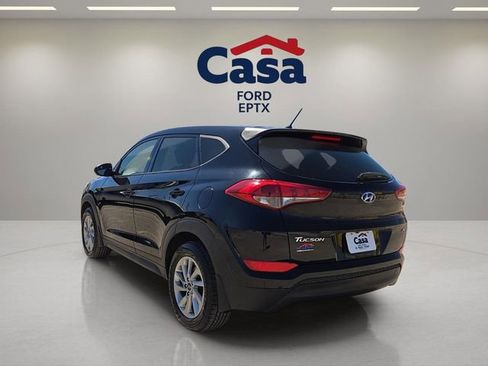 Used 2018 Hyundai Tucson SE w/ Cargo Package image 4
