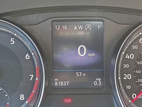 Used 2021 Volkswagen Atlas Cross Sport SE image 24