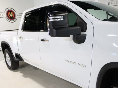 Used 2024 Chevrolet Silverado 2500 LTZ image 6
