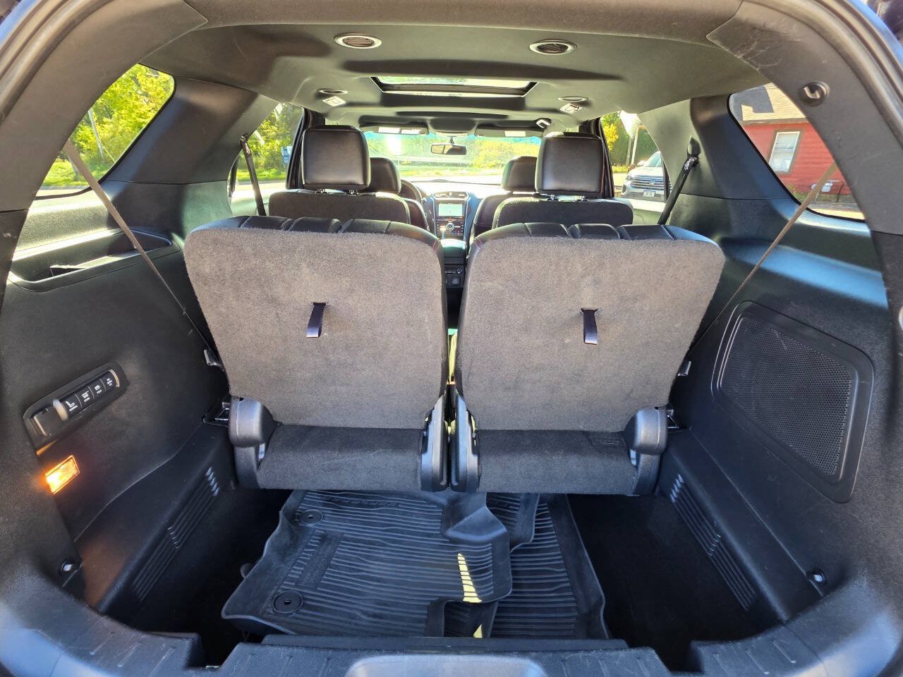 Used 2017 Ford Explorer Sport w/ Equipment Group 401A AWD/4WD image 21
