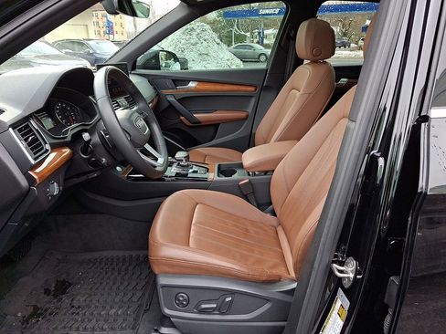 Certified 2023 Audi Q5 2.0T Premium w/ Convenience Package image 14