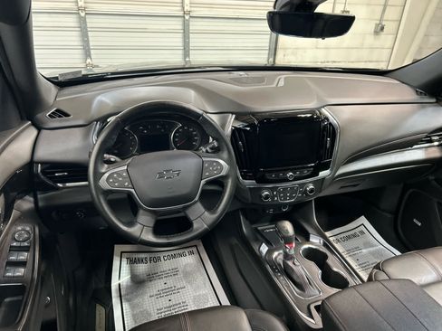 Used 2023 Chevrolet Traverse RS AWD/4WD image 4