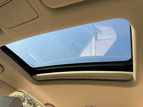 Used 2022 Honda CR-V EX-L image 20