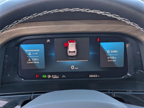 Used 2025 Volkswagen Atlas SE image 21