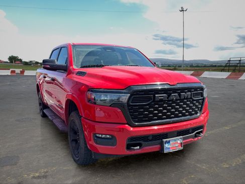 Used 2025 RAM 1500 Lone Star AWD/4WD image 2