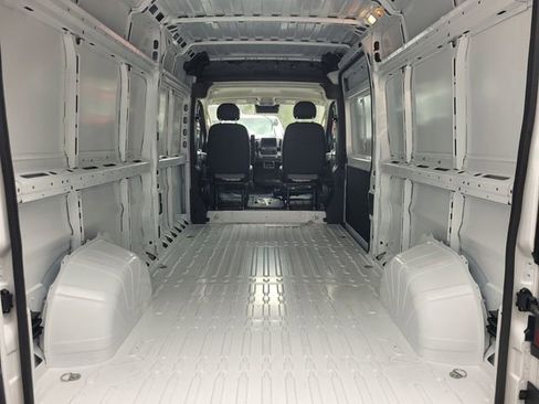 New 2026 RAM ProMaster 2500 w/ Power Group image 9