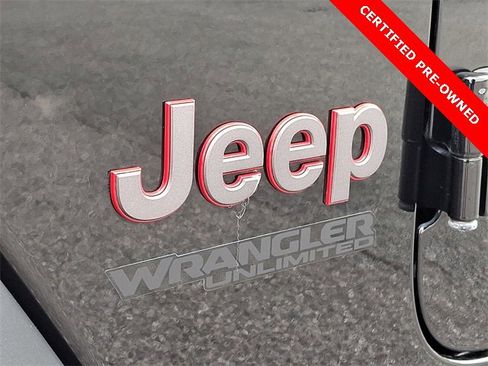 Used 2022 Jeep Wrangler Unlimited Rubicon image 30