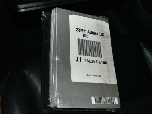 Used 2023 Nissan Altima 2.5 SR FWD image 98
