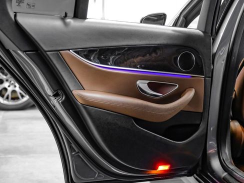 Used 2019 Mercedes-Benz E 450 4MATIC Sedan image 52