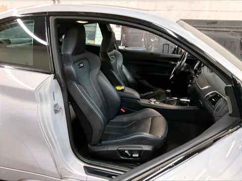 Used 2020 BMW M2 Competition w/ Executive Package image 9