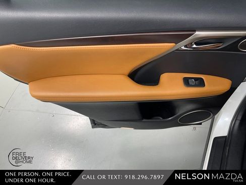 Used 2022 Lexus RX 450h AWD w/ Premium Package image 31