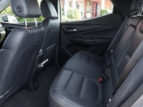 Used 2022 Chevrolet Bolt EUV Premier image 38