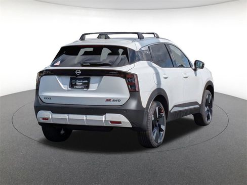 New 2026 Nissan Kicks SR w/ Cold Weather Package image 5