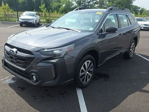 Used 2024 Subaru Outback AWD/4WD image 1
