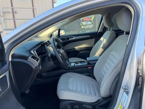 Used 2017 Ford Fusion S image 17