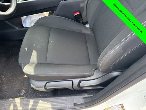 Used 2024 Nissan Rogue S FWD image 15