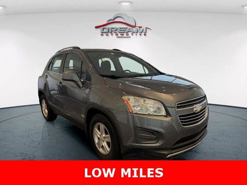 Used 2015 Chevrolet Trax LT w/ LPO, Protection Package FWD image 1