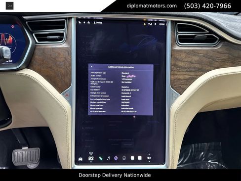 Used 2016 Tesla Model X 90D image 38