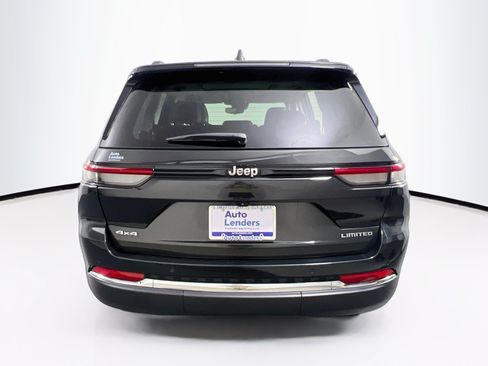 Used 2023 Jeep Grand Cherokee Limited AWD/4WD image 6