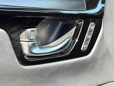 Used 2024 Honda CR-V EX-L image 16