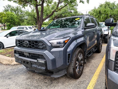 Used 2026 Toyota 4Runner TRD Sport RWD image 3